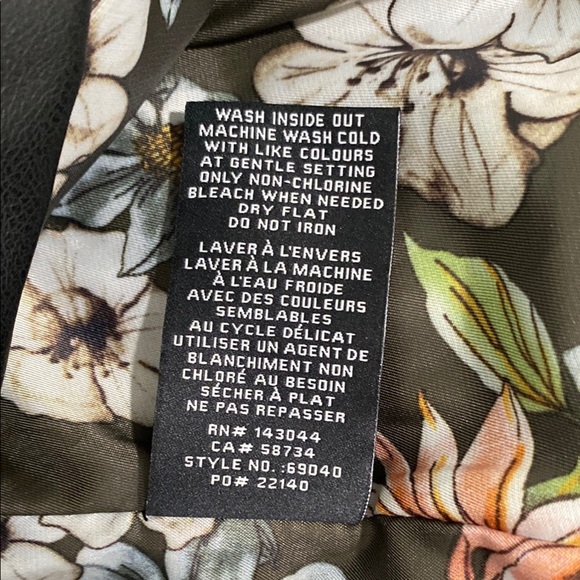 Woman’s Bagatelle Black Jacket with Zipper Details M winter - Picture 7 of 15